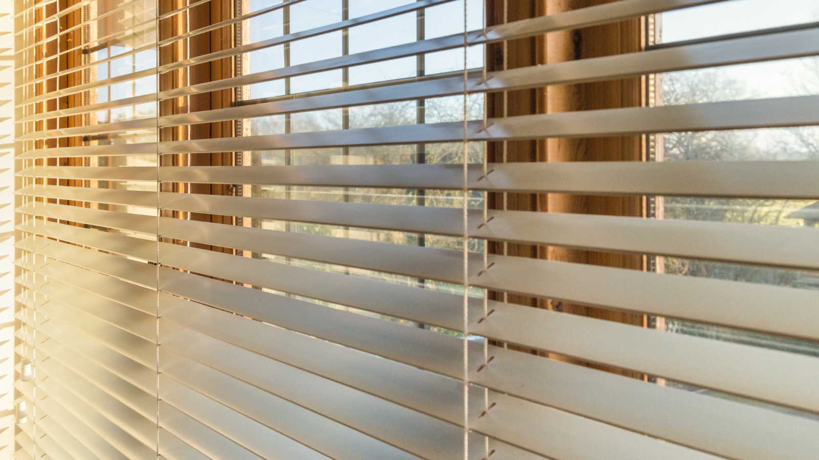 Persianas Sob Medida: Vantagens para Conforto e Estilo