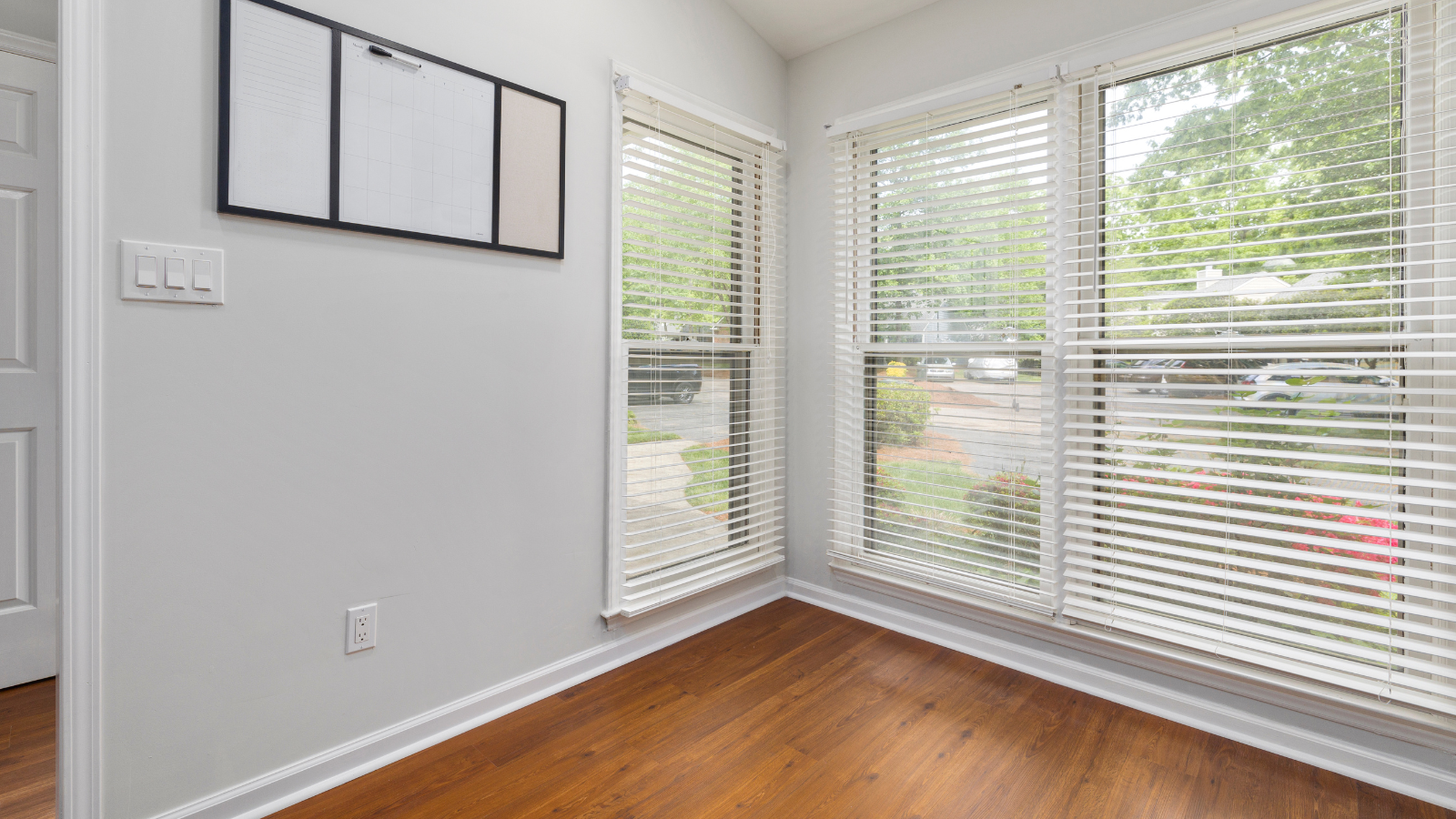 Tipos de persianas para cada ambiente: sala, quarto e escritório